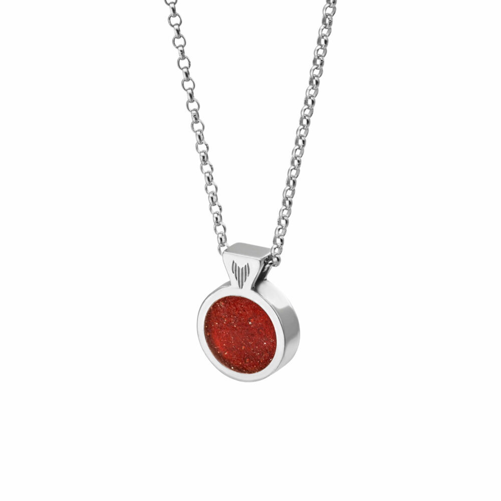 VINCELLS CURIOSUS white gold pendant with red wine stone
